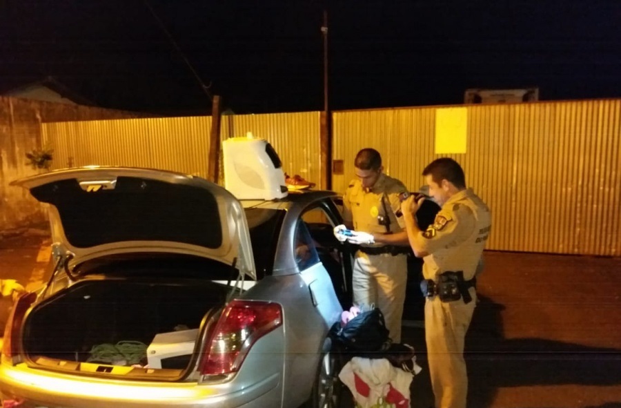 Três pessoas são encaminhadas por tráfico de drogas em Maringá (PR)