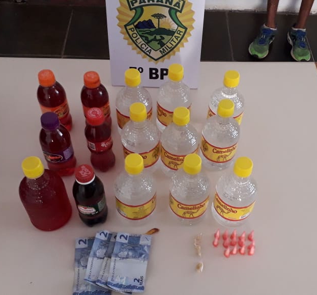 Garrafas de bebidas alcoólicas e drogas são apreendidas pela Polícia Militar no Norte do Estado