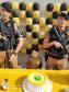 Menino faz aniversário na companhia de policiais militares em Sarandi (PR), no Noroeste do estado