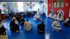 Rone inaugura tatame para estimular a prática de artes marciais em Curitiba (PR)