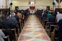 Policiais militares são abençoados durante Missa de Ação de Graças em comemoração aos 165 anos da PM