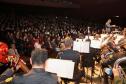 Segunda noite do Concerto da Banda de Música da PM surpreende público e é marcada por homenagens em Curitiba