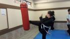 Em Foz do Iguaçu (PR), policial militar voluntário do Programa Escola Segura oferece aulas gratuitas de artes marciais a estudantes