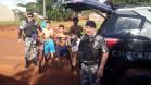 Policiais militares de Maringá promovem a Operação Sorriso e levam brinquedos para crianças