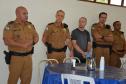 Policial militar de folga é homenageado pela prisão de dois homens no centro de Londrina (PR)