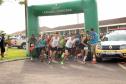 Dezenas de atletas participam do Desafio 10 Km do 17º Batalhão de Polícia Militar em São José dos Pinhais, na RMC