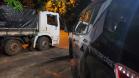 Em situações distintas, policiais militares apreenderam um caminhão carregado de cigarros e armas de fogo no Noroeste do estado
