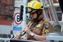 Bombeiros e Banda de Música da PM levam música a moradores em isolamento social em Curitiba