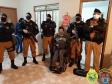 Fã da Polícia Militar recebe visita surpresa da equipe no dia do seu aniversário em Londrina (PR)