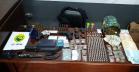  Em Colombo, na RMC, PM prende homem e apreende 220 porções de drogas durante patrulhamento; maconha era embalada com balas e seda