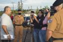 Soldado da PM ferido ao abordar suspeito em posto de combustíveis recebe alta do hospital e homenagem em Foz do Iguaçu