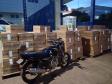 Movimentação na beira do Lago Itaipu leva BPFron a apreender 105 caixas de cigarros e moto no Oeste do estado