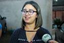 Menina fã da Polícia Militar recebe surpresa de policiais femininas em Colombo, na RMC