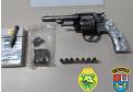 Na RMC, PM apreende 84 porções de drogas e uma arma de fogo em situações distintas