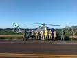 Helicóptero da PM auxilia no combate a incêndio em Ilha Grande