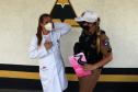 Policiais femininas fazem blitz de conscientização sobre prevenção ao câncer de mama em rodovia da RMC