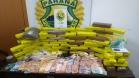 PM flagra venda de drogas e apreende mais de 50 quilos de maconha na Fazenda Rio Grande, na RMC