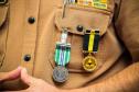 Subcomandante-Geral da PM recebe medalha Mérito Rodoviário e Mérito da Casa Militar
