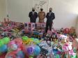 Natal Itinerante da Polícia Militar distribui mais de 4,5 mil brinquedos em bairros carentes de Curitiba