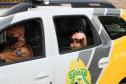 PM faz surpresa para criança aniversariante em Pontal do Paraná (PR), no Litoral