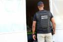 PM cumpre mandados judiciais no Litoral e encaminha dois homens por tráfico durante a Operação Vida