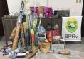 Em situações separadas, policiais rodoviários apreendem bebidas, materiais de pesca e eletrônicos ilegais, em Floresta e Foz do Iguaçu (PR)