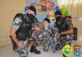 Em Maringá (PR), policiais militares participam de aniversário de fãs da Corporação