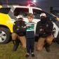 Policiais militares do BPTran visitam fã da PM no dia do seu aniversário em Curitiba