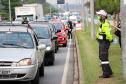 Polícia Militar participa de blitz educativa integrada da Semana Nacional do Trânsito na Linha Verde em Curitiba