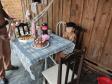No Litoral do estado, policiais militares participam de festa de aniversário e entregam fardinha para fã da PM