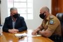Comandante-Geral da PM recebe prefeito de Ribeirão Claro (PR) em Curitiba
