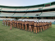 Oficiais e praças em formação na PMPR garantem a segurança no Estádio Couto Pereira em Curitiba