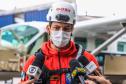 Governo do Paraná envia 10 bombeiros e cães para buscas a desaparecidos em Petrópolis