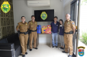 Polícia Militar doa chocolates para 107 crianças autistas na Páscoa, em Maringá