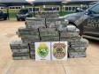 Foram encontrados e apreendidos aproximadamente 469,5 kg de maconha
