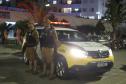 O policiamento ostensivo esteve presente nos locais de maior movimento, como praias, praças e eventos públicos, garantindo a segurança durante os shows e queima de fogos.