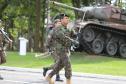 Comandante-Geral da PMPR recebe Medalha do Exército em solenidade 