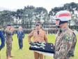 Comandante-Geral da PMPR recebe Medalha do Exército em solenidade 