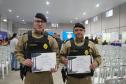 A Polícia Militar do Paraná também participa ativamente da feira, garantindo a segurança de todos os visitantes e mantendo um estande de exposição