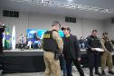 A Polícia Militar do Paraná também participa ativamente da feira, garantindo a segurança de todos os visitantes e mantendo um estande de exposição