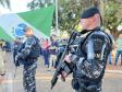 A Polícia Militar participa de maneira estratégica, mobilizando efetivo local e unidades especializadas 