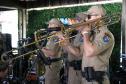 Banda da PMPR encanta público em apresentação inédita na Ilha do Mel