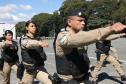 PMPR homenageia Tiradentes e entrega medalhas a autoridades e policiais do Estado