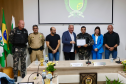 Atuação da PMPR é reconhecida com homenagem a policiais em Rio Branco do Sul