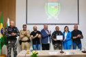 Atuação da PMPR é reconhecida com homenagem a policiais em Rio Branco do Sul