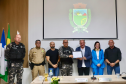 Atuação da PMPR é reconhecida com homenagem a policiais em Rio Branco do Sul