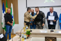 Atuação da PMPR é reconhecida com homenagem a policiais em Rio Branco do Sul
