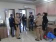 Três dias após salvar bebê, policial recebe visita dos pais do recém-nascido no 6º Batalhão