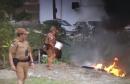 Dupla de policiais militares contém incêndio com baldinho e salva idosa de 74 anos com dificuldades de locomoção