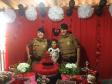 Policiais militares fazem surpresa na festa de aniversário de menina em Cianorte, no Noroeste do estado